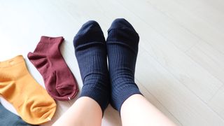 [사이즈가 있는 양말 필로이] 남/여 골지 발목 양말 4족 세트 남【S, M, L, XL】여【S, M, L】_컬러 랜덤 — 5점을 준 리뷰어가 2022년 6월 올린 사용 사진