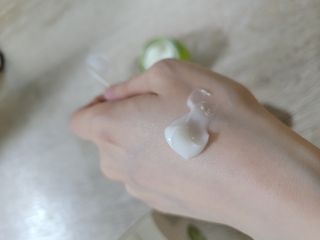 [후르디아] 민감피부 수분크림 비건 아보카도 크림 — 5점을 준 리뷰어가 2022년 11월 올린 사용 사진