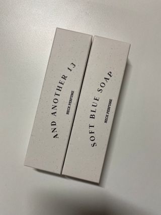 멈칫(MUMCHIT) 넥퍼퓸 NECKPERFUME 2가지 향 — 5점을 준 리뷰어가 2021년 11월 올린 사용 사진
