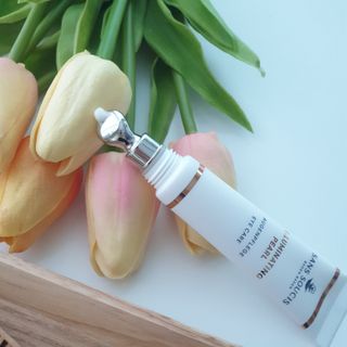 산수시 일루미네이팅 펄 영양 다크서클 스틱 아이 크림 케어 15ml — 5점을 준 리뷰어가 2021년 6월 올린 사용 사진