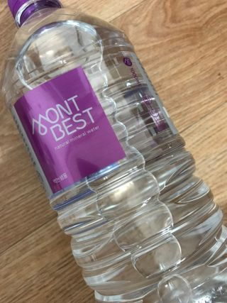 몽베스트 MONTBEST 1L 12입 — 5점을 준 리뷰어가 2022년 4월 올린 사용 사진