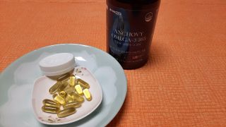서울약사신협 Finepick_오메가365_1020mg x 365캡슐 — 5점을 준 리뷰어가 2021년 4월 올린 사용 사진