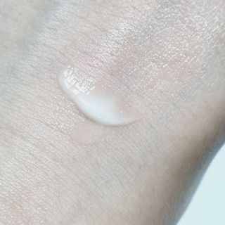 더사가오브수 [사가수] 효혜윤 보태니컬 에너지 에센스인로션 20ml /아이포올 스틱 3g — 5점을 준 리뷰어가 2023년 2월 올린 사용 사진