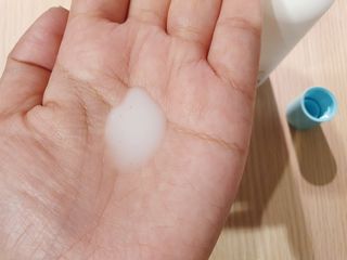 리더스코스메틱 리더스 카밍 바이오틱스 에센스 워터 — 5점을 준 리뷰어가 2021년 5월 올린 사용 사진