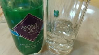 몽베스트 Montbest with Sparkling water Plain 20병 — 5점을 준 리뷰어가 2022년 11월 올린 사용 사진
