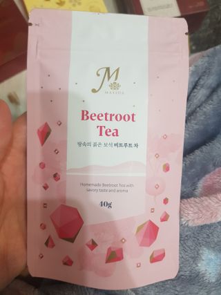 마시다 매혹적인 붉은 빛이 입안 가득히, 비트루트차 — 5점을 준 리뷰어가 2021년 3월 올린 사용 사진