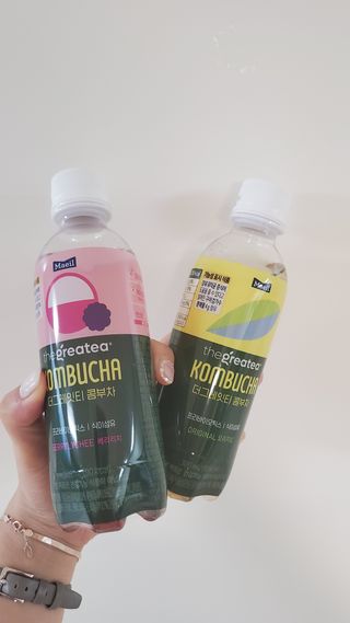 더그레잇티 콤부차 300ml *12개입 (오리지널 6개+베리리치 6개) — 5점을 준 리뷰어가 2022년 7월 올린 사용 사진