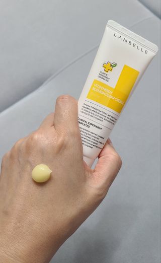 랑벨 비타 에너지 잡티 크림 75ml (피부 속 기미완화크림) — 5점을 준 리뷰어가 2022년 5월 올린 사용 사진