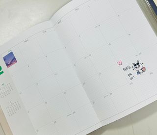 리훈 2024다이어리 아이라이크 모눈다이어리 — 5점을 준 리뷰어가 2023년 9월 올린 사용 사진