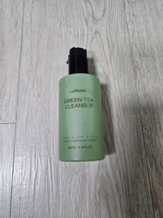 프리마인 메이크업과 들뜨는 각질까지 한방에 깐달걀로! 순하기까지한 셀베이스 그린티클렌저(200ml) — 4점을 준 리뷰어가 2023년 2월 올린 사용 사진