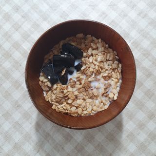 씨알푸드 유기농 쌀 시리얼 390g + 갓 구운 유기농 발아통곡물 150g — 4.5점을 준 리뷰어가 2021년 12월 올린 사용 사진