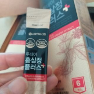 서울약사신협_투데이홍삼정플러스스틱_10g x 30포 — 5점을 준 리뷰어가 2021년 6월 올린 사용 사진