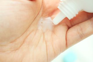 리더스코스메틱 리더스 카밍 바이오틱스 에센스 워터 — 5점을 준 리뷰어가 2021년 1월 올린 사용 사진