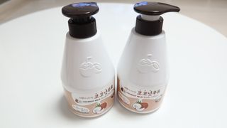 [과일나라] 피부가 마시는 코코넛우유 바디클렌저&바디로션 — 5점을 준 리뷰어가 2022년 3월 올린 사용 사진