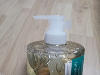 닥터시드 페퍼민트 앤 레몬 비건 비듬케어 쿨 탈모 샴푸 (1000ml) — 5점을 준 리뷰어가 2023년 7월 올린 사용 사진