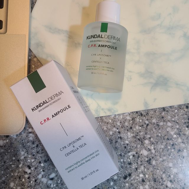 쿤달더마 C.P.R. 시카 리페어 앰플 30ml 리뷰 사진