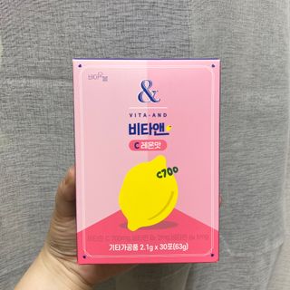 비타앤C 레몬맛, 망고맛 — 4점을 준 리뷰어가 2021년 7월 올린 사용 사진