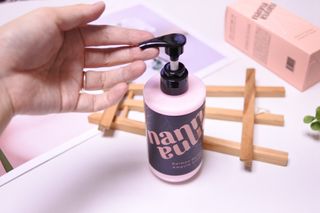 난나 살몬 스파이더 검버섯 미백 톤업 화이트닝 연어 앰플 크림 300ml 대용량 — 5점을 준 리뷰어가 2022년 8월 올린 사용 사진