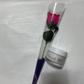 플레라디 에델바이스 인리치드 머랭 크림 — 3.5점을 준 리뷰어가 2021년 4월 올린 사용 사진