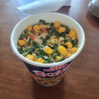 NISSIN 닛신 컵누들  4종 - 씨푸드오리지날, 씨푸드 스파이시, 씨푸드 커리, 씨푸드 XO소스 — 5점을 준 리뷰어가 2022년 2월 올린 사용 사진