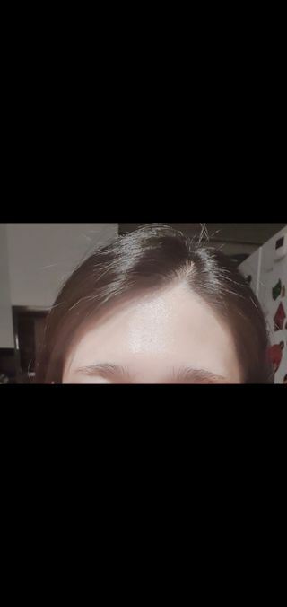 아이앤립 / EYENLIP 아이앤립 24K 골드 N 펩타이드 앰플 크림 — 5점을 준 리뷰어가 2021년 4월 올린 사용 사진