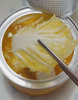 셰프애찬 단호박 백김치 1kg — 4점을 준 리뷰어가 2022년 10월 올린 사용 사진