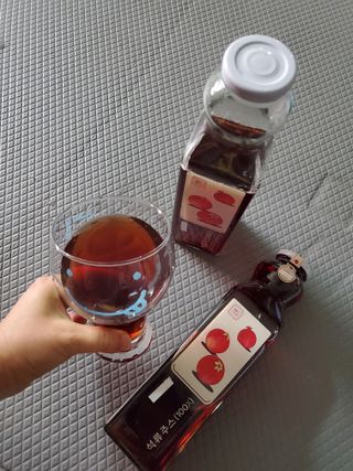 [바이윙클] 페르시아 유기농 석류 착즙주스 750ml 2병 + 선물박스 세트 — 5점을 준 리뷰어가 2022년 3월 올린 사용 사진