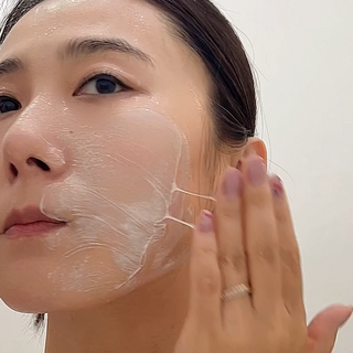 스킨1004 [SKIN1004] 마다가스카르 센텔라 앰플 폼 125ml — 4.5점을 준 리뷰어가 2024년 8월 올린 사용 사진