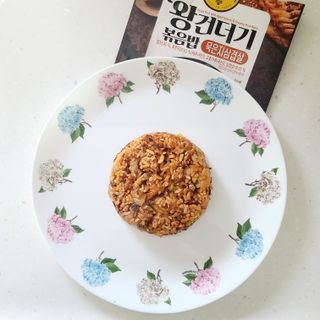 한성기업 무볼레 왕건더기 볶음밥 묵은지삼겹살 — 5점을 준 리뷰어가 2021년 11월 올린 사용 사진