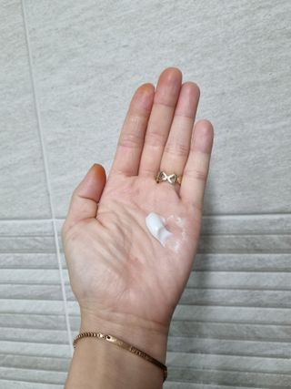 [갸스비] 지성 남성을 위한 포어케어 클렌징폼 — 4.5점을 준 리뷰어가 2021년 8월 올린 사용 사진