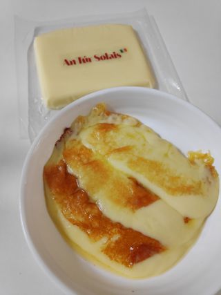 앙투어솔레 아일랜드 구워먹는 치즈 100 자연 치즈 와인안주 300g(100g x 3팩) — 5점을 준 리뷰어가 2022년 8월 올린 사용 사진