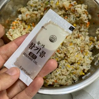 해풀잎 누구나 김밥*1ea [(혼합야채 35g *1ea,  김밥김 (5g, 5ea),  양념간장 (6g, 5ea), 참기름(5g, 2ea)] — 5점을 준 리뷰어가 2022년 7월 올린 사용 사진