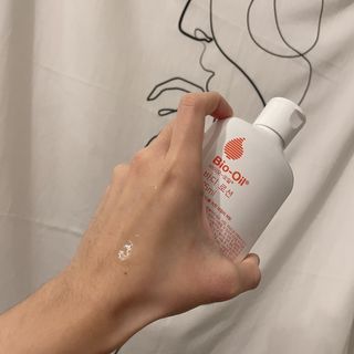 바이오오일 [바이오-오일] 바디 로션 175ml — 5점을 준 리뷰어가 2021년 11월 올린 사용 사진