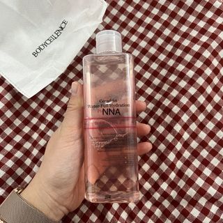 [바디셀런스] 속보습+사용감+향 모두 잡은 / 세라드린 속보습 핑크토너 300ml — 5점을 준 리뷰어가 2022년 2월 올린 사용 사진