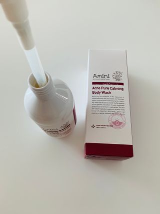 아미니 아크네 퓨어카밍 바디워시 500ml — 5점을 준 리뷰어가 2021년 7월 올린 사용 사진