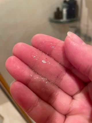 벨먼 내추럴스파 수분광채 스크럽 바디워시 600ml 5종 — 5점을 준 리뷰어가 2022년 5월 올린 사용 사진