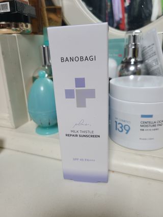 바노바기 코스메틱 바노바기 밀크씨슬 리페어 시카 선스크린 플러스 50ml — 5점을 준 리뷰어가 2023년 3월 올린 사용 사진