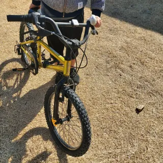 로프 [바통BIKE] 준비한다.라이더.미리.3초.끝. — 5점을 준 리뷰어가 2023년 2월 올린 사용 사진