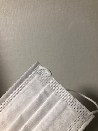 [엠메이데이] 엠쉴드 마스크KF-AD 화이트 50EA — 5점을 준 리뷰어가 2022년 2월 올린 사용 사진