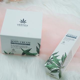 버텍스넘버원 버텍스 넘버원 햄프씨드오일 핸드밤, 바디크림 — 5점을 준 리뷰어가 2022년 3월 올린 사용 사진