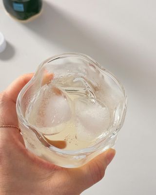 더그레잇티 콤부차 [매일유업] 더그레잇티 44kcal 콤부차 300ml *12개입 (오리지널 6개+베리리치 6개) — 5점을 준 리뷰어가 2023년 8월 올린 사용 사진