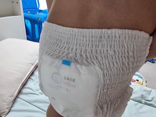 쿠잉 에어드라이  풀커버 팬티기저귀 (L/XL/XXL/XXXL) 1팩 — 5점을 준 리뷰어가 2022년 12월 올린 사용 사진