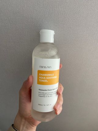 나나스킨 캐모마일아쿠아수딩토너 — 5점을 준 리뷰어가 2021년 4월 올린 사용 사진