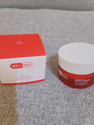 레드투래드 센서티브 슈퍼 크림 50ml — 5점을 준 리뷰어가 2021년 10월 올린 사용 사진