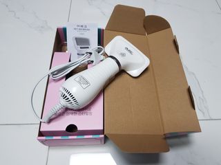 아베크 펫 강아지 고양이 애견 에어 브러쉬 드라이기 올인원 — 4점을 준 리뷰어가 2021년 7월 올린 사용 사진