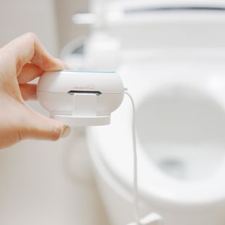 대림 디움 대림바스 365 스마트팟 자동 변기 살균 세정제 — 5점을 준 리뷰어가 2021년 5월 올린 사용 사진