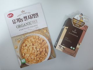씨알푸드 유기농 쌀 시리얼 390g + 갓 구운 유기농 발아통곡물 150g — 5점을 준 리뷰어가 2022년 1월 올린 사용 사진