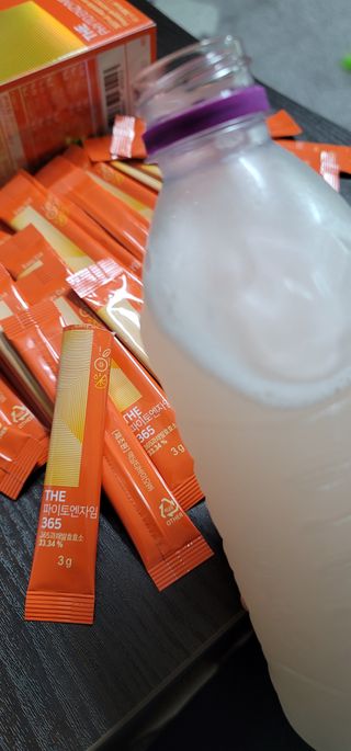 [닥터루템]맛있는 파인애플맛 과채효소 THE파이토엔자임365 1box (30포) — 5점을 준 리뷰어가 2022년 10월 올린 사용 사진
