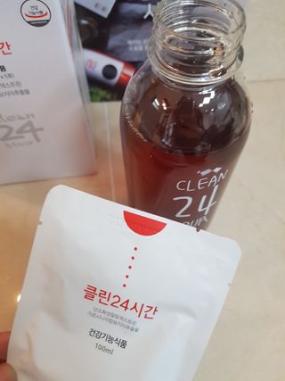 클린24시간 1BOX(5포) + 전용보틀(500ml) — 5점을 준 리뷰어가 2022년 12월 올린 사용 사진
