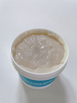 약손명가코스메틱 에오스보떼 뉴트리브 크림 마스크 솔트 500ml — 5점을 준 리뷰어가 2022년 1월 올린 사용 사진